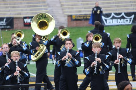 Marching band plays the big show me